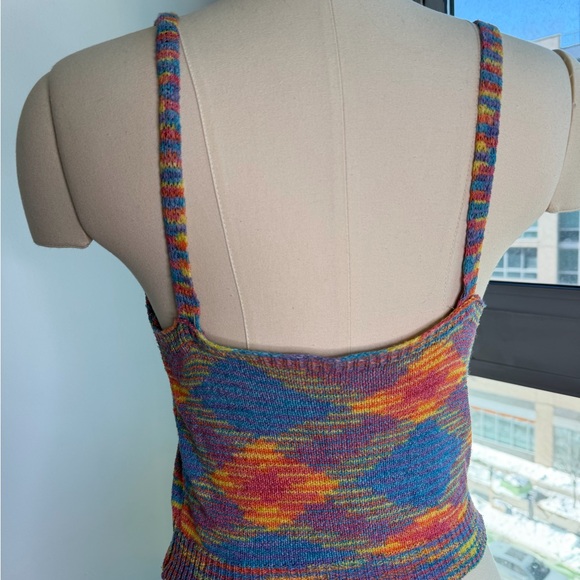 Multicolor Knit Button-Up Tank Top - Picture 2 of 4